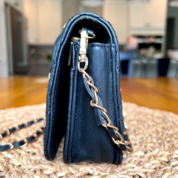 Badgley Mischka Collection, Diamond Quilt Crossbody - Picture 2 of 8